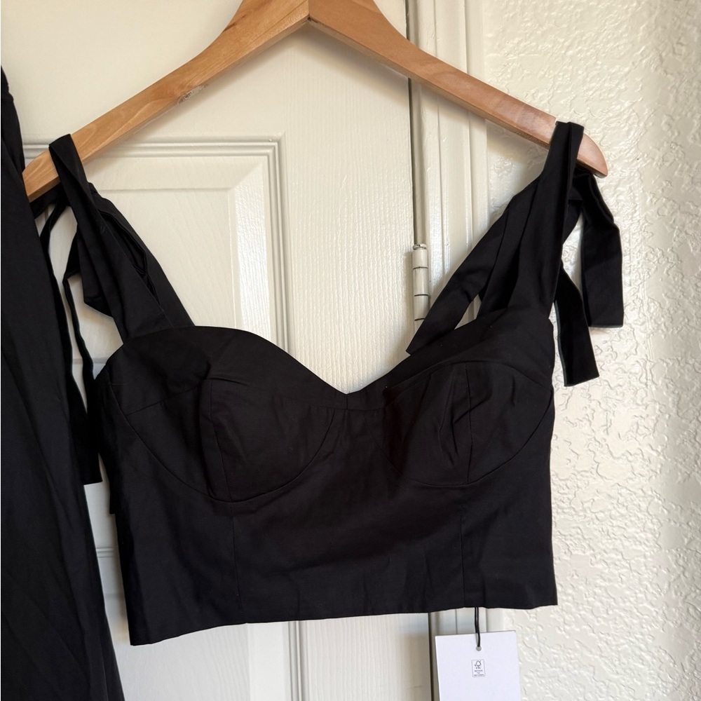 NWT Reformation Magnolia Two Piece Skirt Set Midi Skirt And Top Size 8 Black - Picture 4 of 8